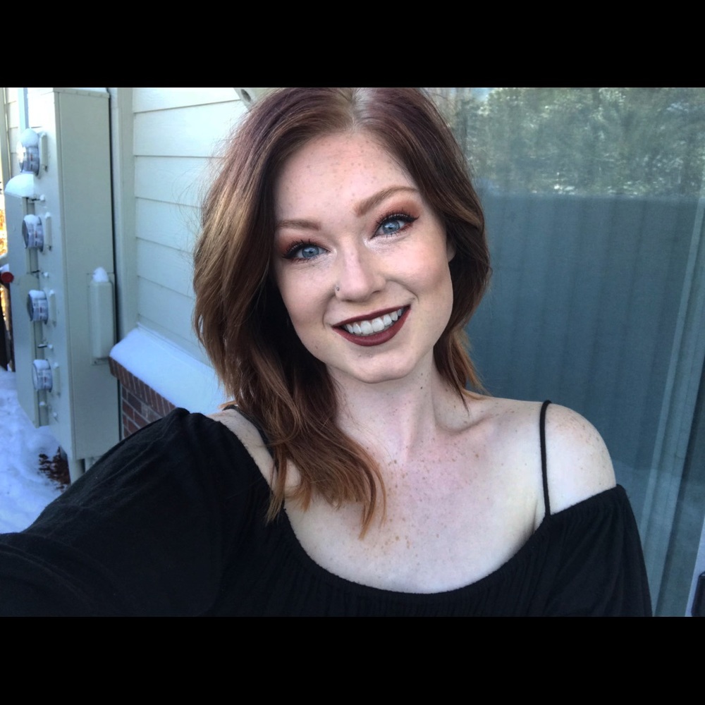 Meet your Posher, Stephanie